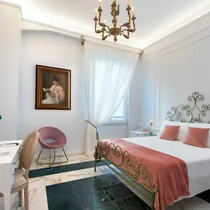 Residenza Borbonica ** Naples