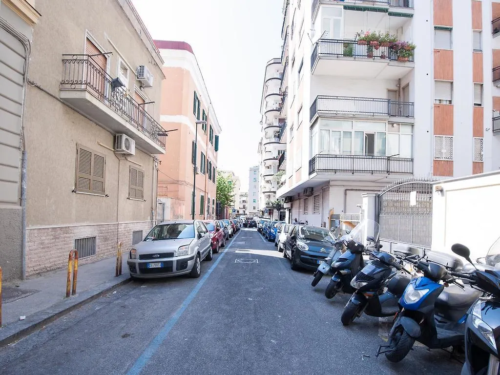 Cammarano 12 B&B Naples Italy